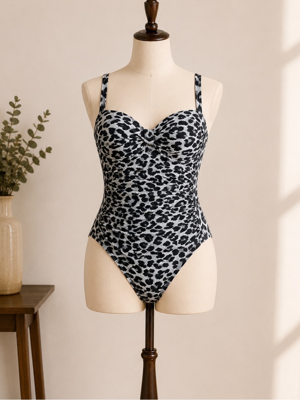 Nip Tuck Swim Leopard Print One Piece Swimsuit Gray Black Multi Fit Cup, Size 6